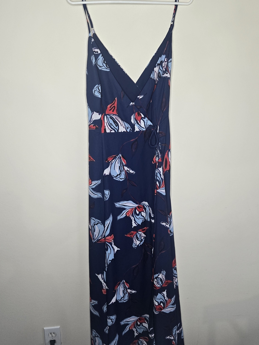 Fame & Partners Floral Wrap Maxi Dress Navy Romantic Party Cocktail Occasion - Picture 2 of 10